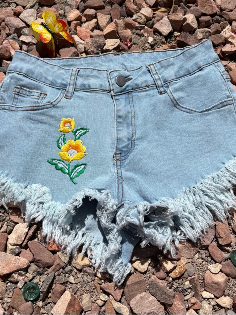 Custom up-cycled L~Wash stretch frayed Denim Shorts W-26   Yellow Flower 🌼 Boho